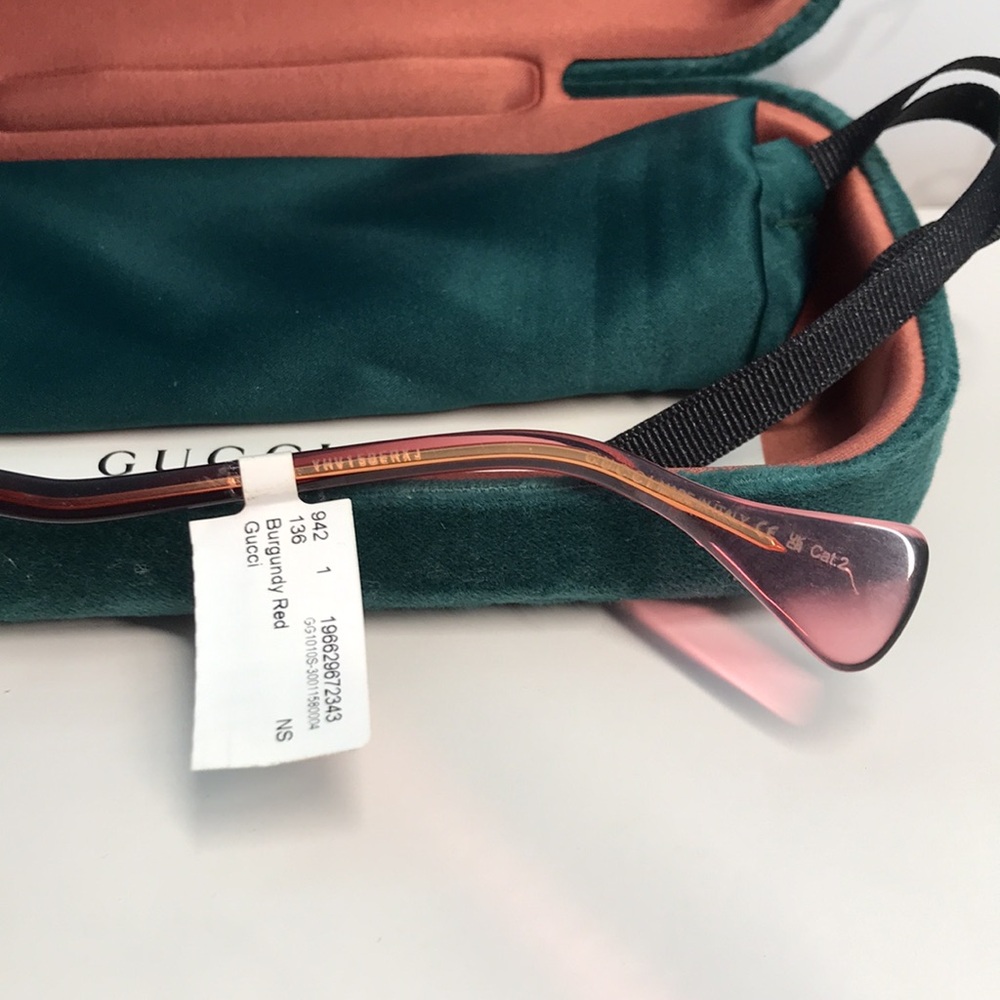 New ✨ Authentic Gucci GG1010S 004 Oversized Cat-Eye Sunglasses ✨ - Picture 8 of 13